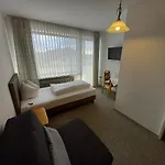 Szálloda Lallinger Hof 2*